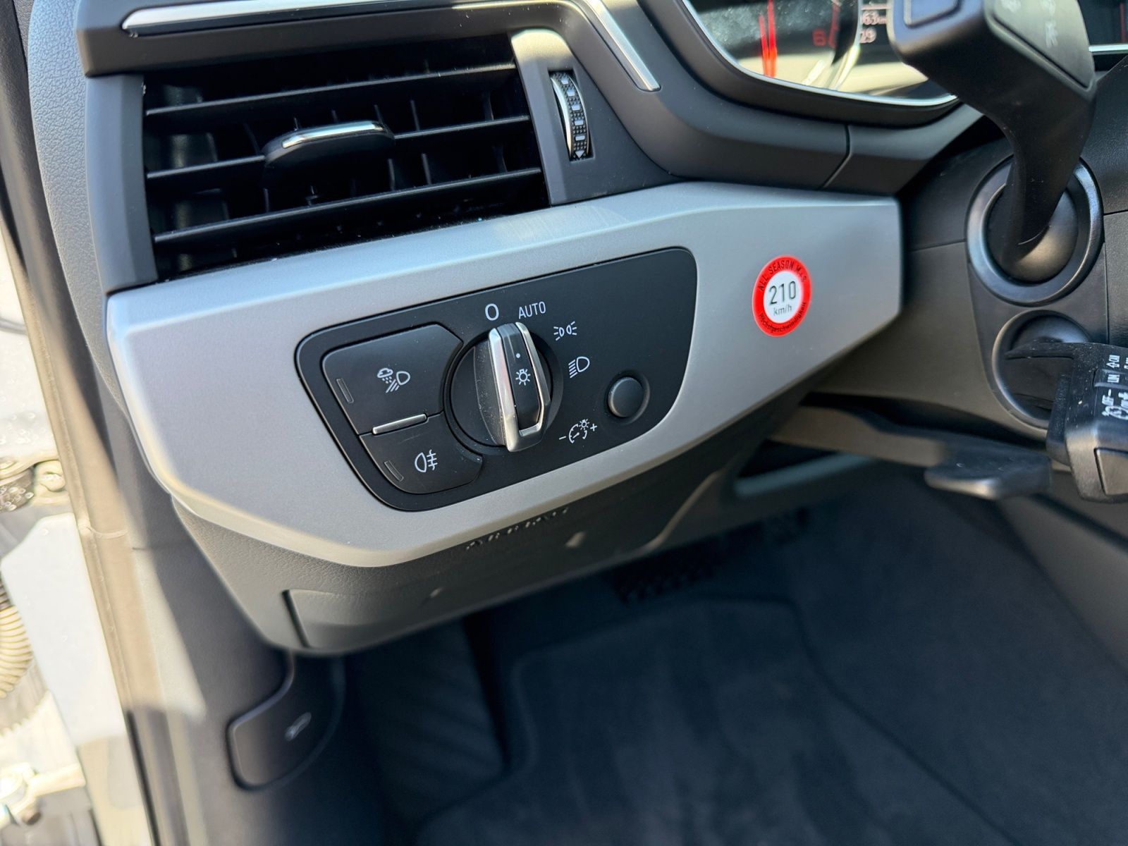 Audi A4 - Bild 17