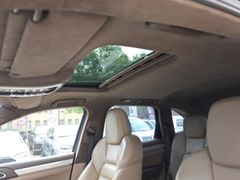 Fahrzeugabbildung Cayenne Turbo Park-Assistent