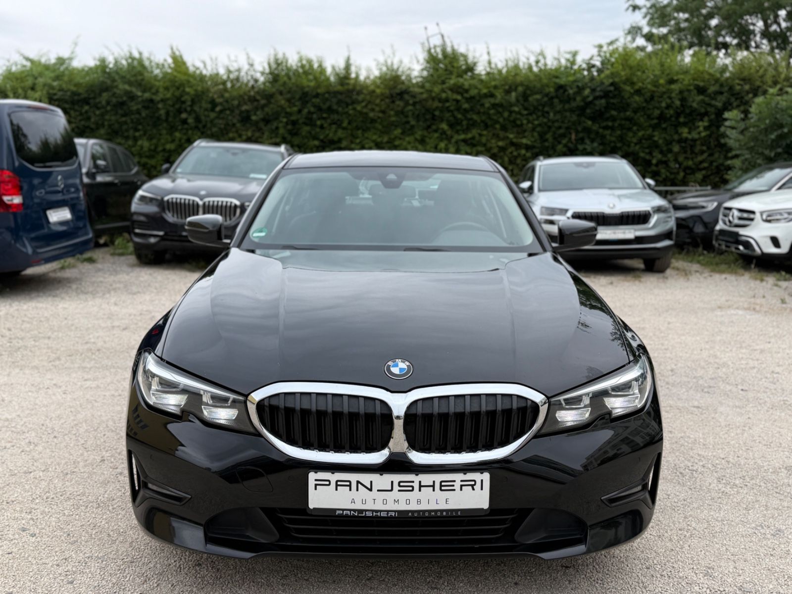 BMW 320d Lim Advantage Aut LED Navi 1.Hand foto 2