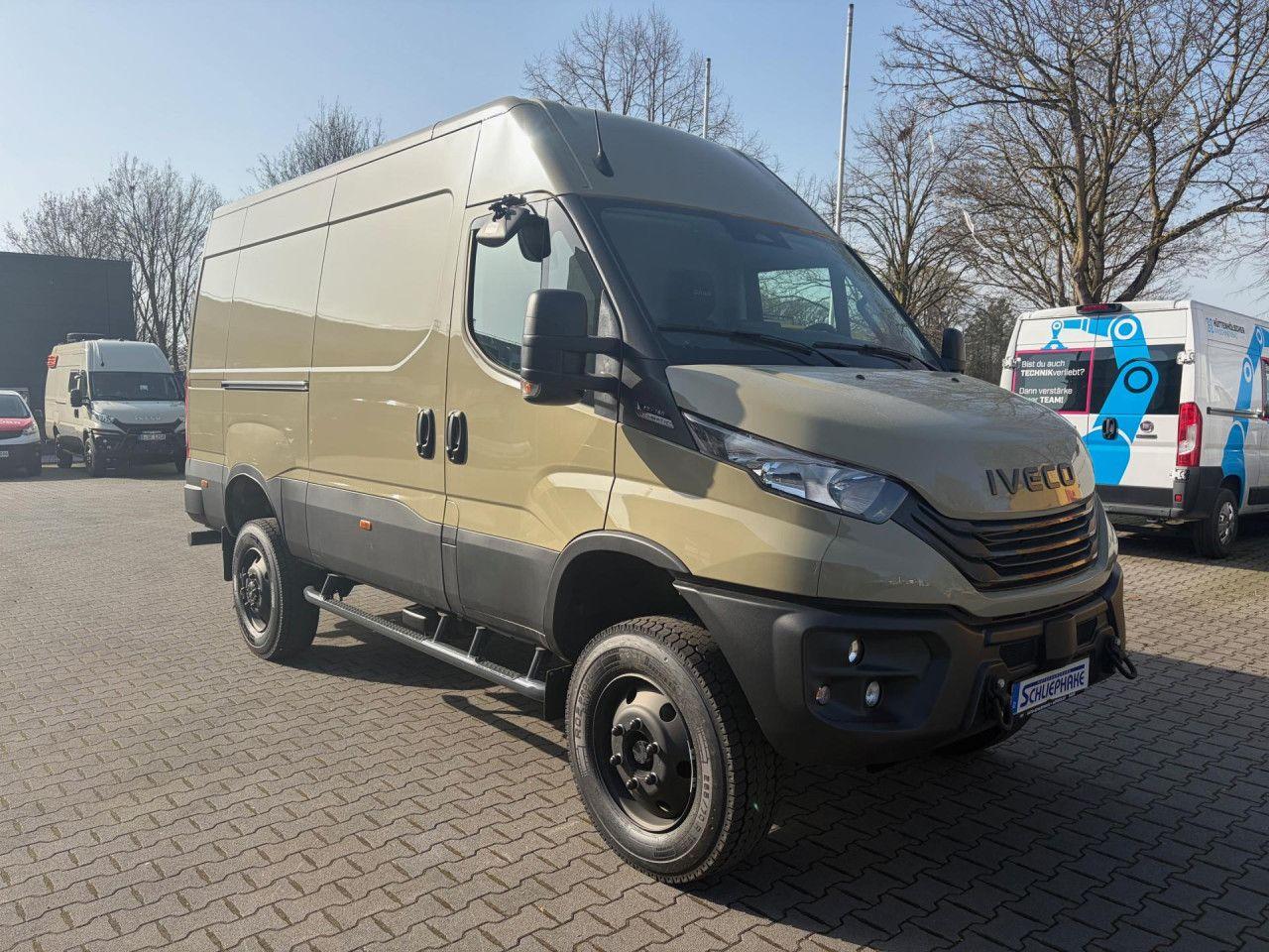 Iveco Daily 4x4 55S18HA8 V WX Olivgrau RAL 7002