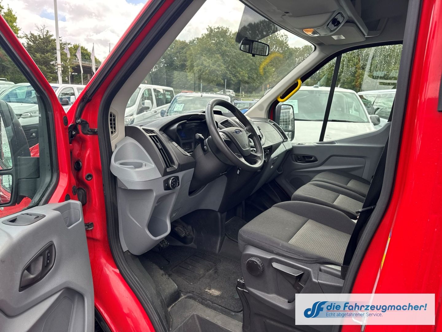 Fahrzeugabbildung Ford Transit Kombi 350 L3 2.2 TDCi DPF *7133 *KLIMA *