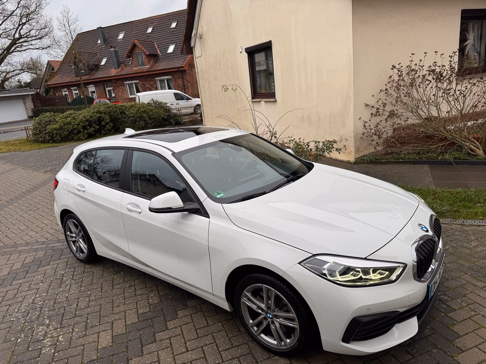 BMW 118