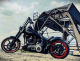 Harley-Davidson Softail Night Train Custom Bike 240 Reifen