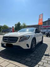 Mercedes-Benz Auto mercedes GLA 200 - Mercedes-Benz GLA 200 in München