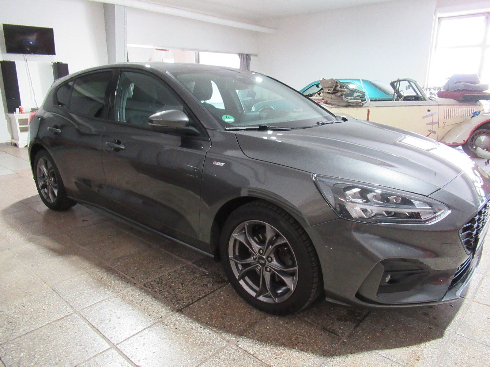 Ford Focus 1,5 EcoBlue ST-Line, LED, PDC, NAV, LRH imagem 2