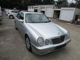 Mercedes-Benz E 240 ELEGANCE,AUTOMATIK,KLIMA,SCHIEBEDACH. - gebrauchte Mercedes-Benz E-Klasse aus dem Jahr 2001