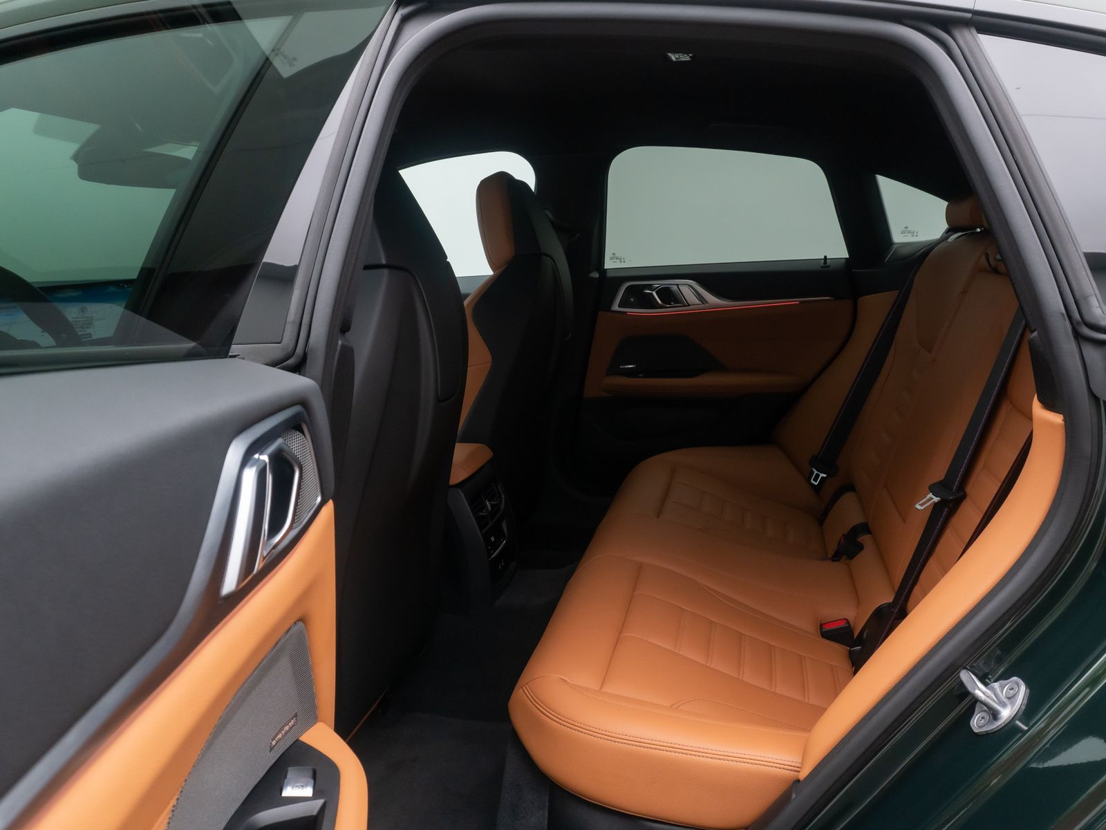 Fahrzeugabbildung BMW M440i xD Gran Coup&eacute; HUD H/K Laser Kamera DAB 20"