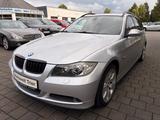 BMW 320 Baureihe 3 Touring 320d AUTOMATIK - BMW 320 aus 2005: Kombi