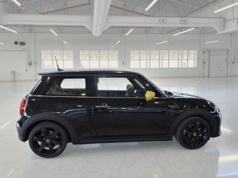 MINI COOPER SE ELECTRIC 3 PORTE BERLINA imagem 3