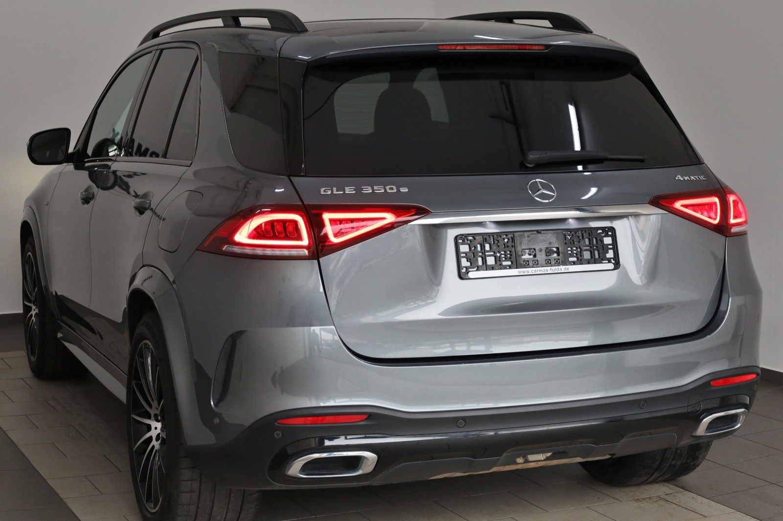 Fahrzeugabbildung Mercedes-Benz GLE 350e 4M AMG Leder,Navi,LED,Panorama,Night
