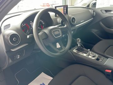 Fahrzeugabbildung Audi A3 1,0 TFSI S tronic