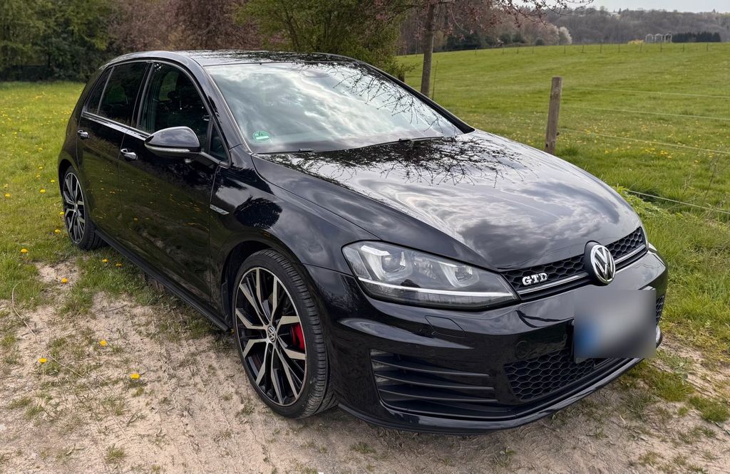 Image of Volkswagen Golf