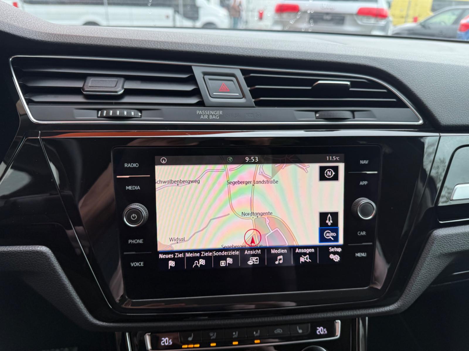 Volkswagen Touran Highline 7 Sitzer ACC Kamera, миниатюра 24