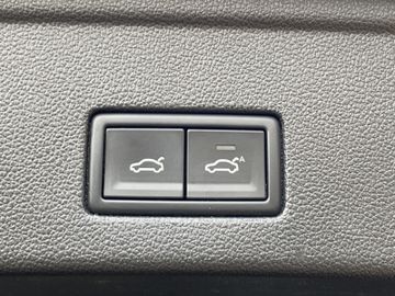 Volkswagen Touareg V6 TDI 4Motion*LED*NAVI*APPLE*SHZ*ACC