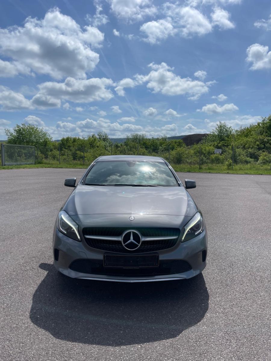 Mercedes-Benz A 180 A A 180 CDI / d BlueEfficiency