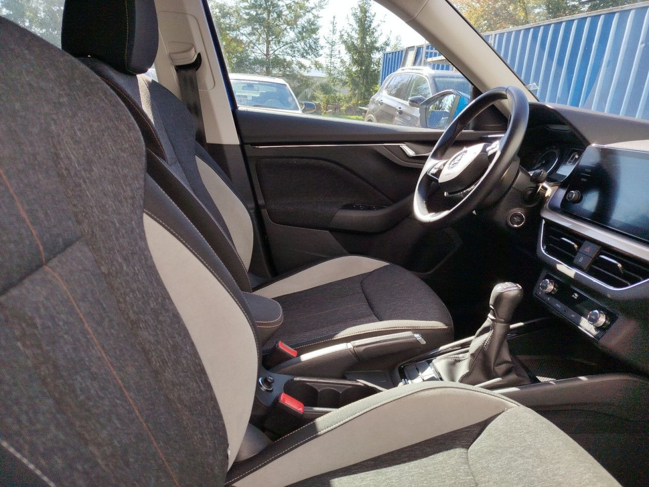 Fahrzeugabbildung SKODA Kamiq Style TS81/1.0 M6FRückfahrkamera