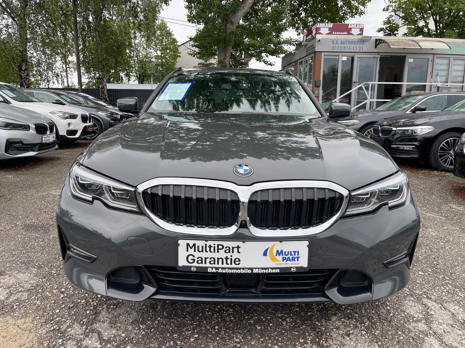 BMW 330e Touring Sport Line Auto.Laserlicht.Head Up