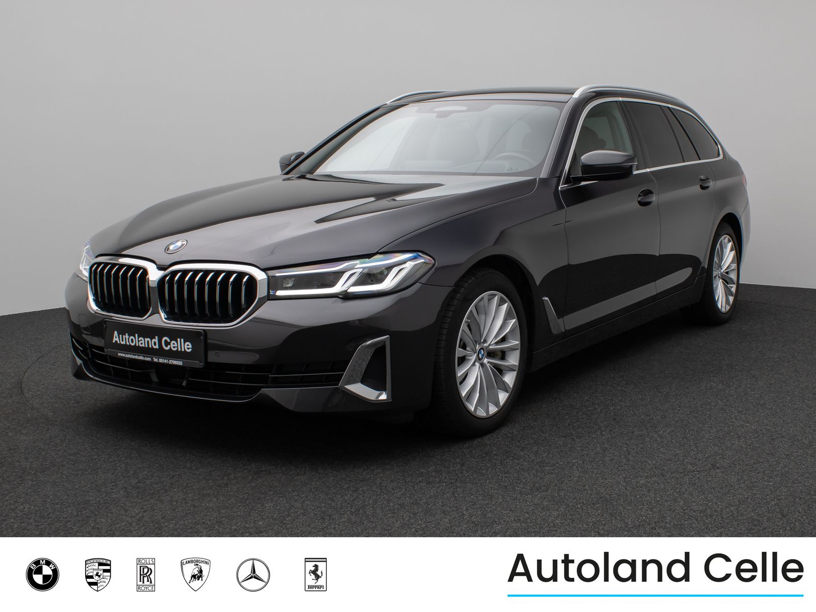 Fahrzeugabbildung BMW 540d xD LuxuryLine Panorama Laser Kamera HUD H/K