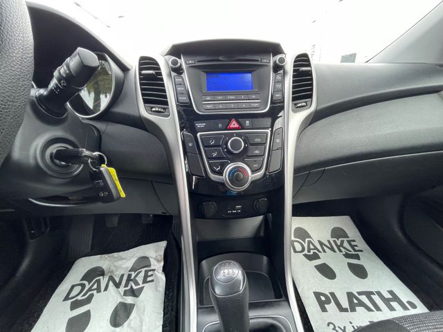 Hyundai i30  blue Classic