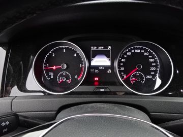 Fotografie 24 des VW Golf Variant VII 2.0 TDI Highline*AHK*LED*SHZ*Al