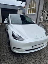 Tesla Model Y Long Range Dual Motor AWD Long Range - Tesla Model Y in Nürnberg