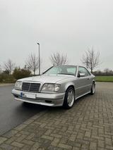 Mercedes-Benz C124 E220 W124 Coupe AMG Design Bodykit / Felgen