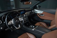 MERCEDES-BENZ C 300 AMG Cabrio Night*Multibeam*Memory*Air*19"