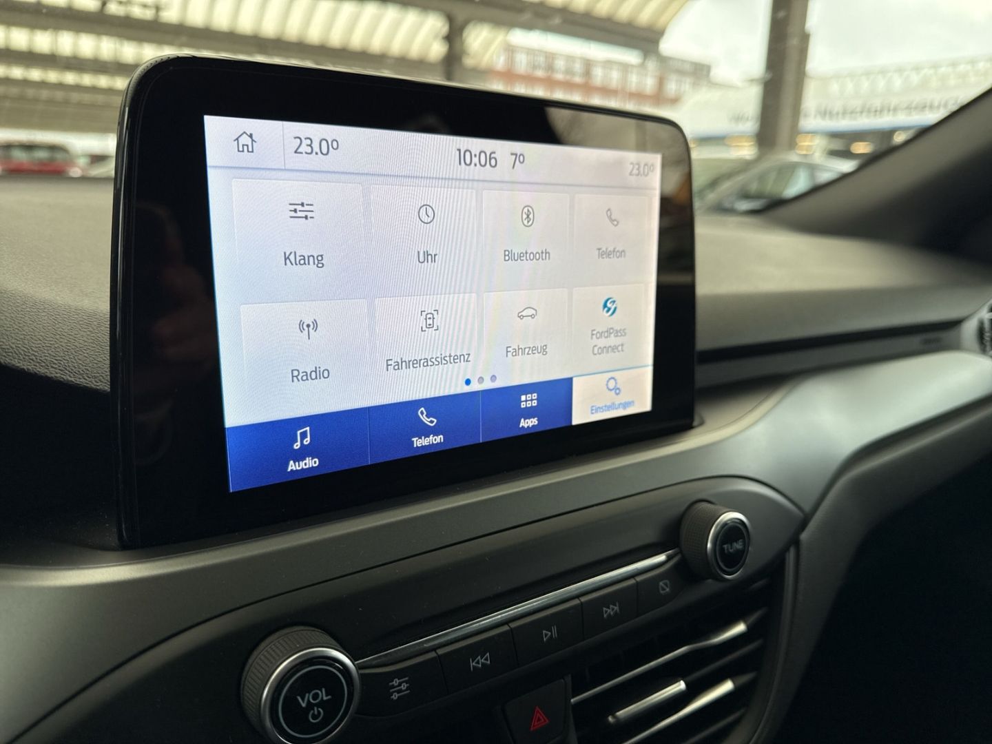 Fahrzeugabbildung Ford Focus Turnier ST-Line Style Kamera NAVI DAB TWA