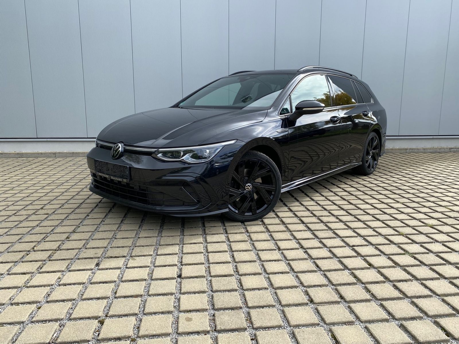 Golf VIII Variant 2.0 TDI 150 PS DSG R-Line 18-Z