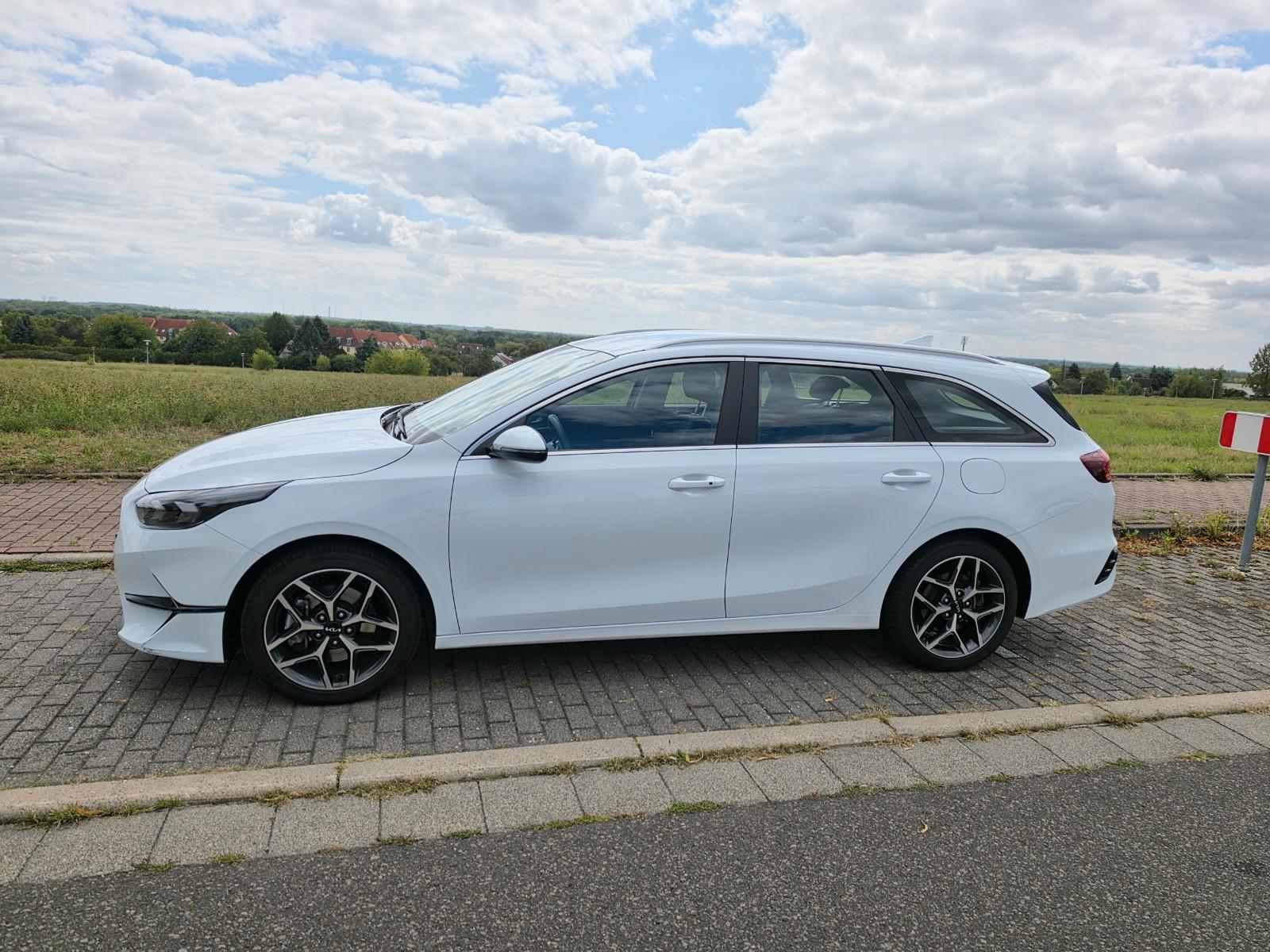 Kia Ceed SW 1.4 DSG Spirit Edition 2025