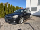 Toyota Avensis Kombi 2.0 D-4D - gebrauchte Toyota Avensis aus dem Jahr 2008