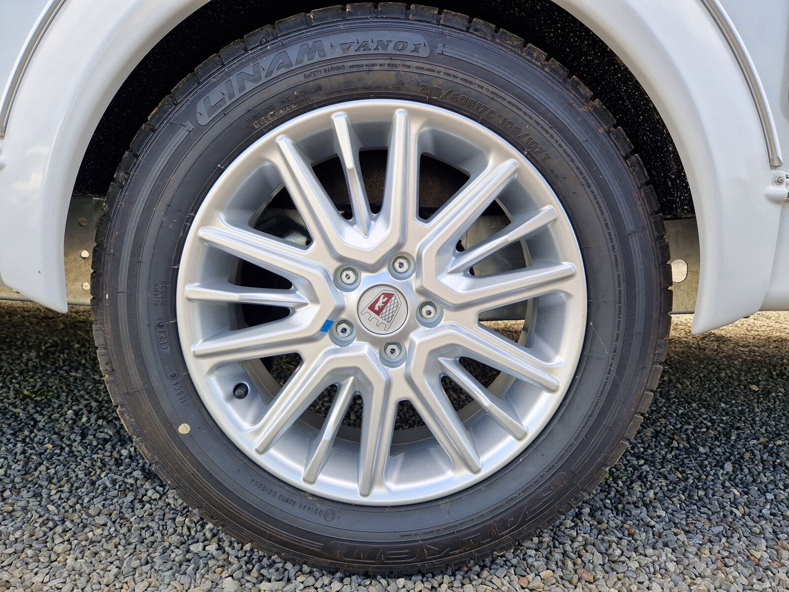 Fahrzeugabbildung Tabbert Senara 460E 2.3 Autark-Paket, Fahrradträger uvm!