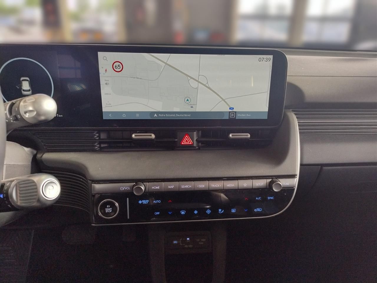 Fahrzeugabbildung Hyundai IONIQ 5 DYNAMIQ LED*EL.HECKKL*SHZ*LHZ*NAVI*USB*
