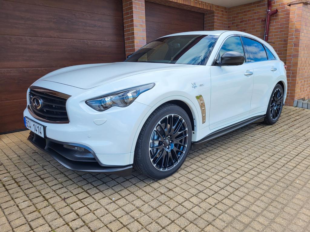 Infiniti QX70 5.0 S Premium VETTEL EDITION 1 of 150