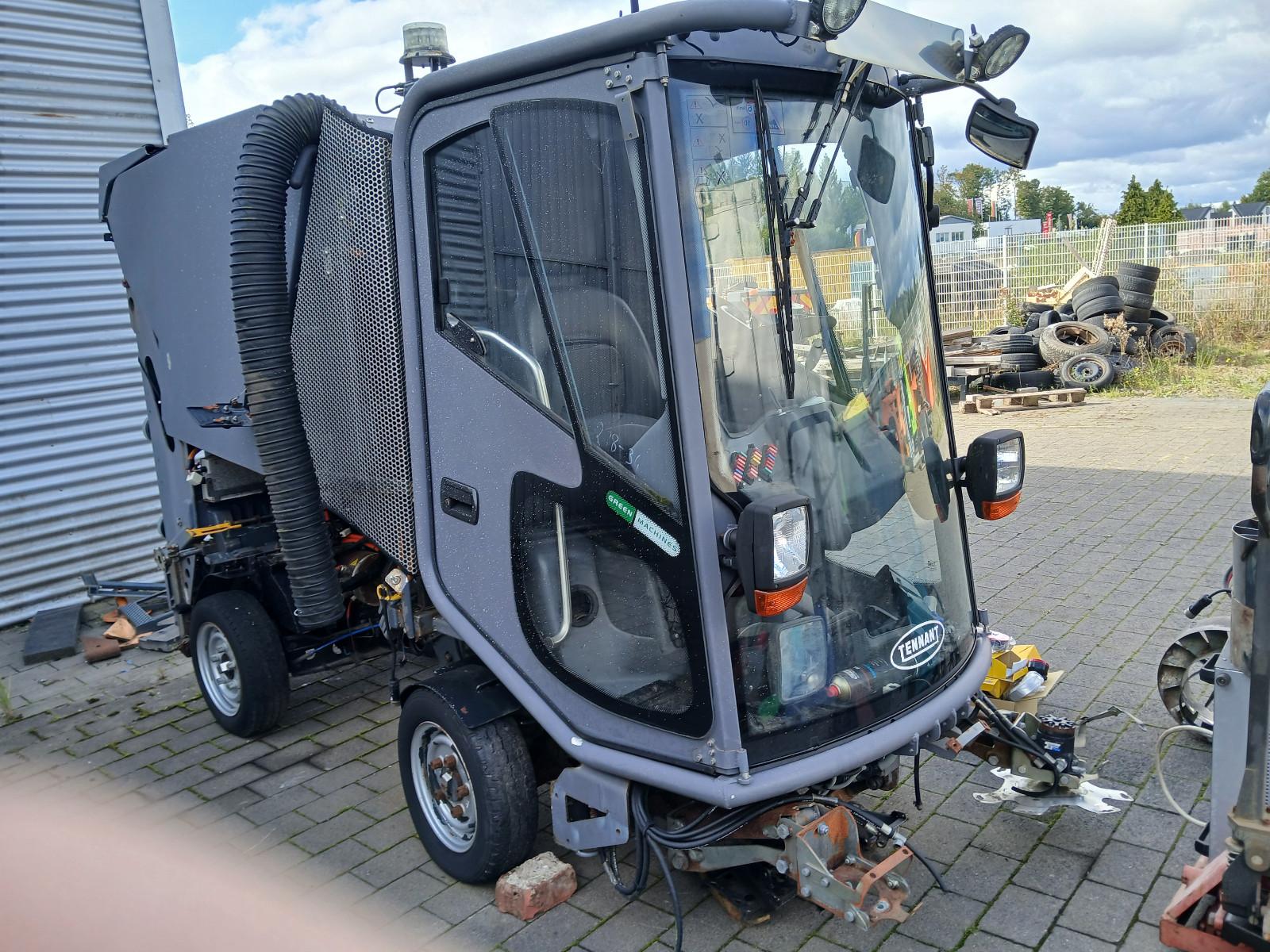 Hako Green Machine Tennant 500 ZE  Kehrmaschine