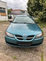 Nissan Almera  1.5 - Nissan Almera: 1.5