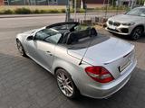 Mercedes-Benz SLK 200 KOMPRESSOR TOPZUSTAND//AUTOMATIK//CABRIO - Mercedes-Benz aus 2007: Sl