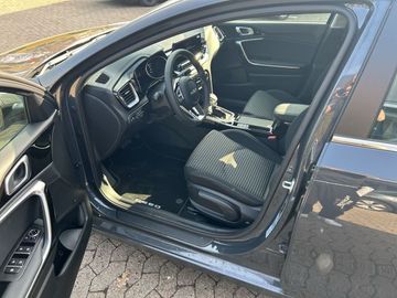 Kia Ceed 1.5 T-GDI DCT7 OPF Spirit