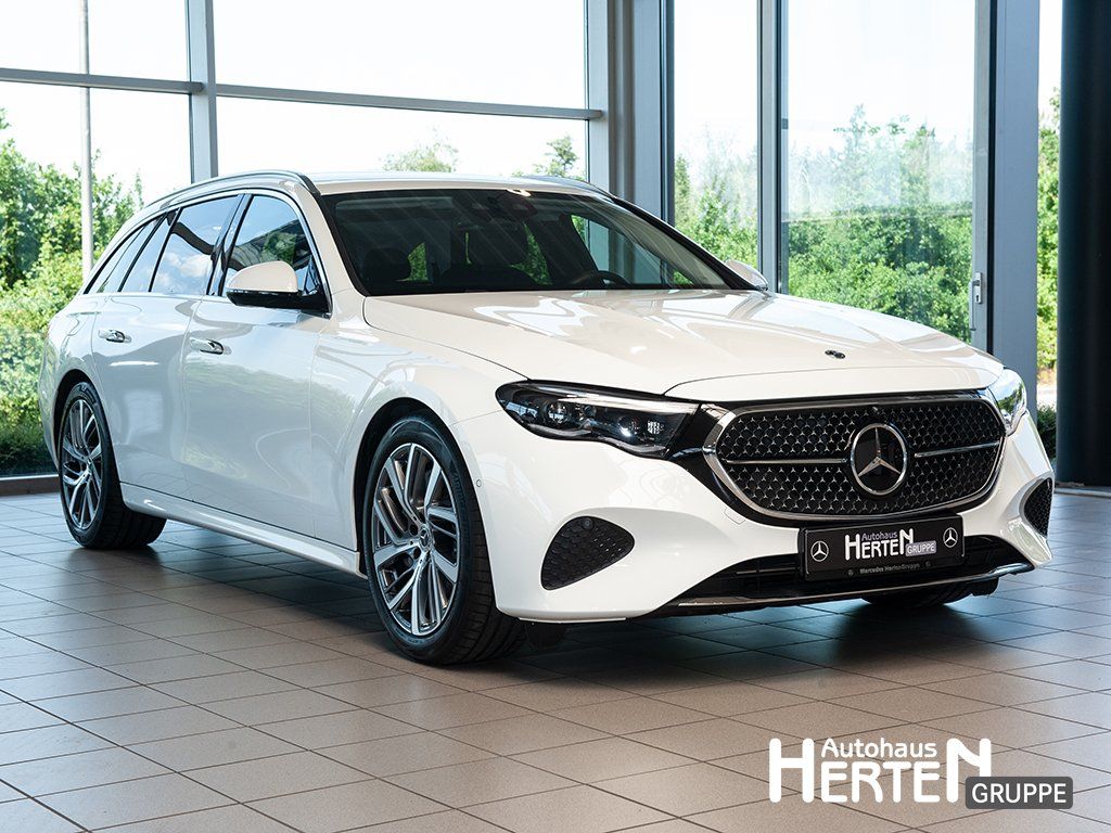 Mercedes-Benz E 300 T de 4M+AVANTGARDE+AHK+360°+DIDITAL+19"+ foto 3