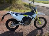 Husqvarna Enduro 701 - HUSQVARNA ENDURO