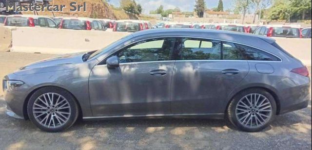 Mercedes-Benz MERCEDES-BENZ CLA 180 CLA Shooting Brake Sport P imagem 3