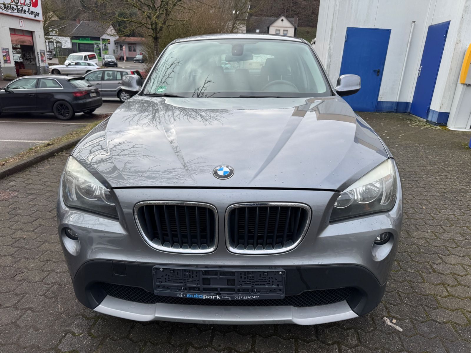 Fahrzeugabbildung BMW X1 18 i sDrive Navi+Tempomat