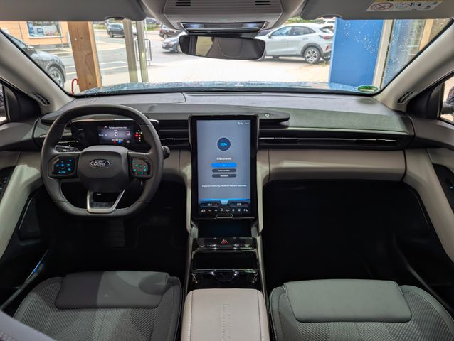 Ford Explorer RWD