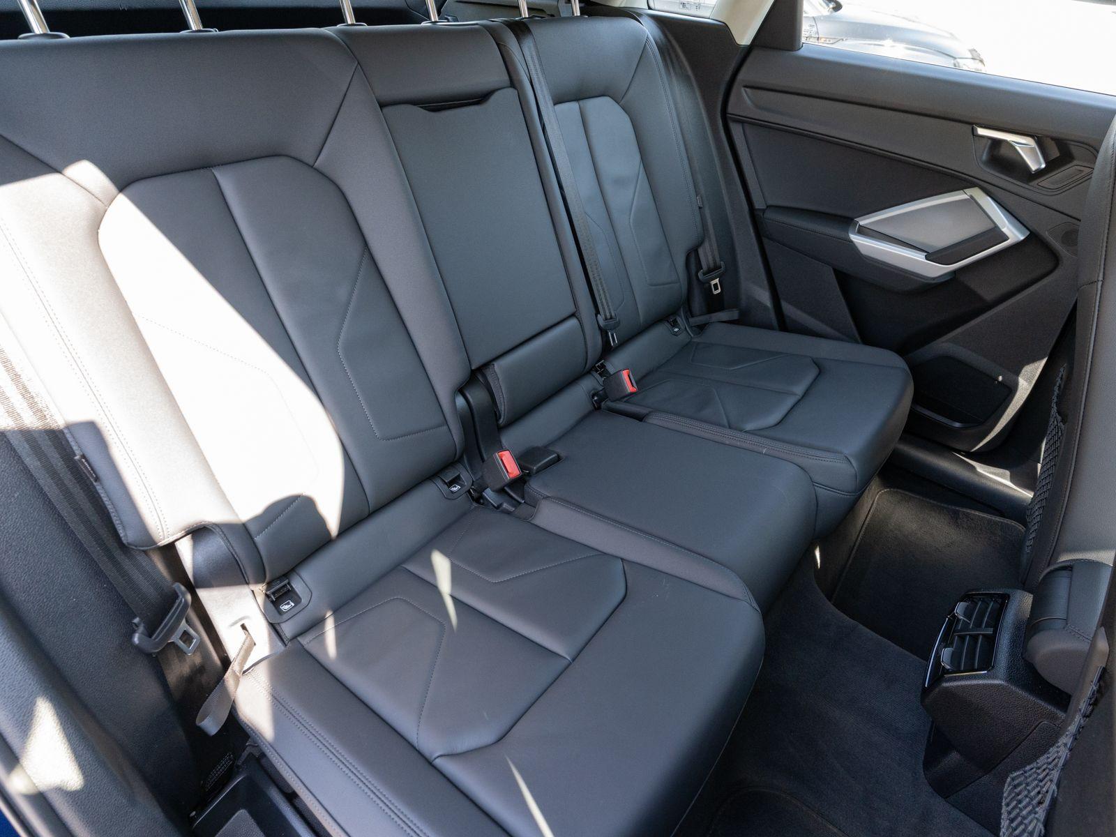 Audi Q3 SUV advanced 35 TFSI Stronic LED Navi RFK AHK, миниатюра 8