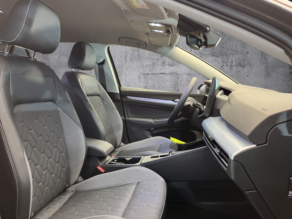 Volkswagen Golf - Bild 9