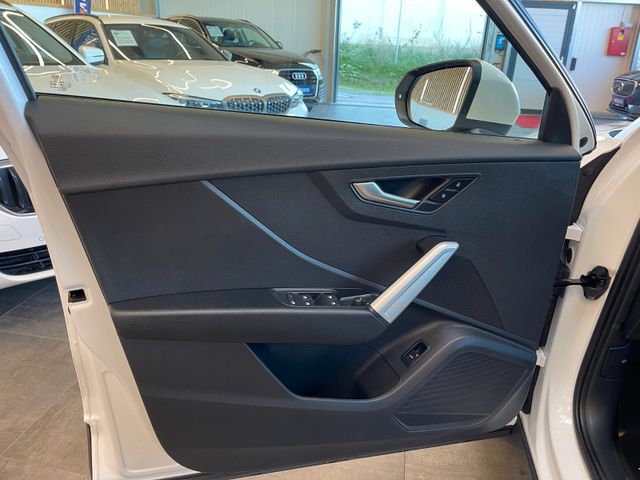 Audi Q2 35 TFSI *Virtuel*Xenon*Navi*Klima*