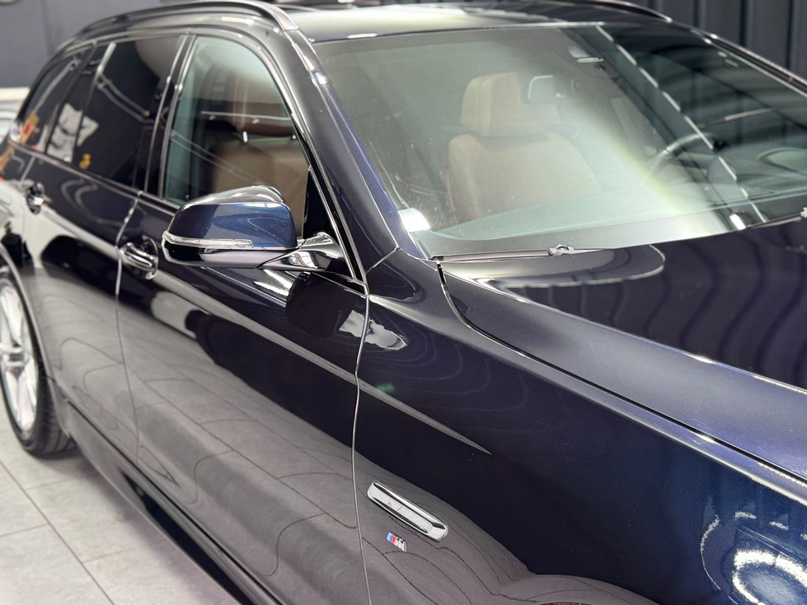 Fahrzeugabbildung BMW 535 d xDrive Touring|KOMFORTSITZE|PANO|M-PAKET|