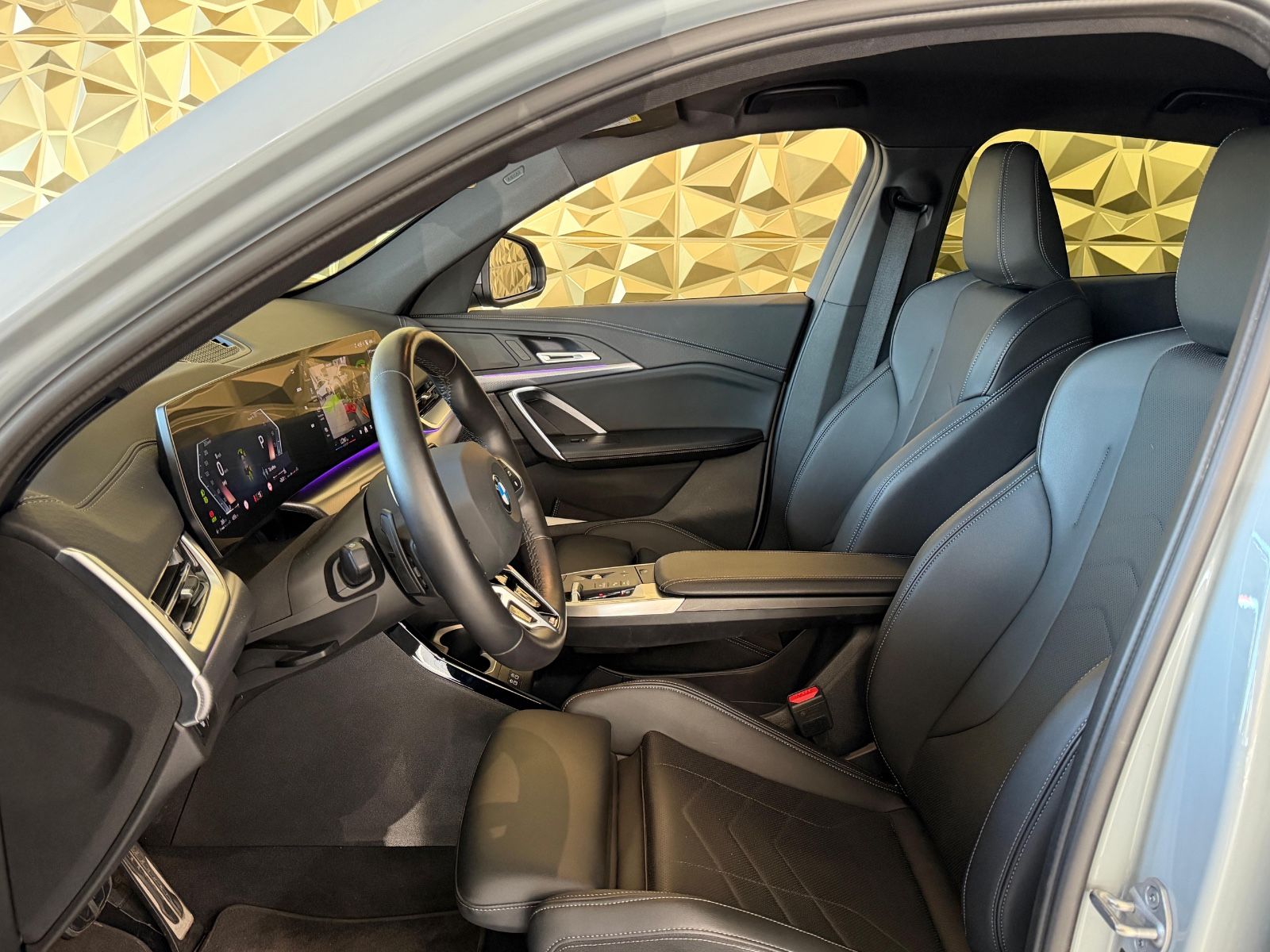 BMW X2 18d sDrive M-SPORTPAKET 1.HAND NAVI LEDER EU6 foto 24