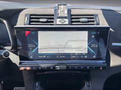 Fahrzeugabbildung DS Automobiles DS 7 Crossback 1.6 E-Tense 300 Performance Line