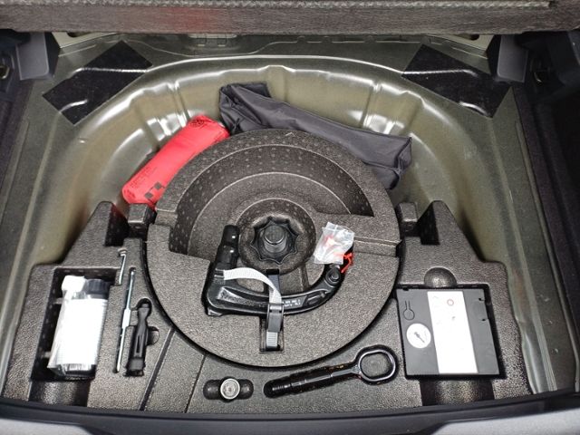 T-Roc 1.5 TSI R-Line DSG/ACC/AHK/NAVI/LED/SHZ/KL